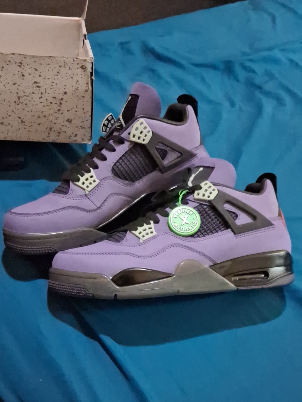 Exclusive Pair Travis Sc